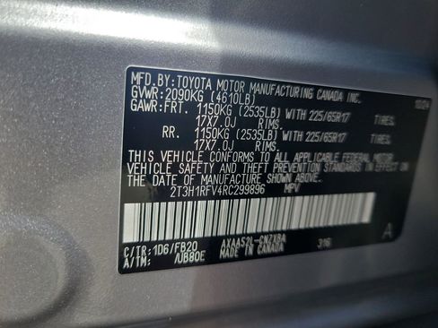 Certified 2024 Toyota RAV4 LE FWD image 40