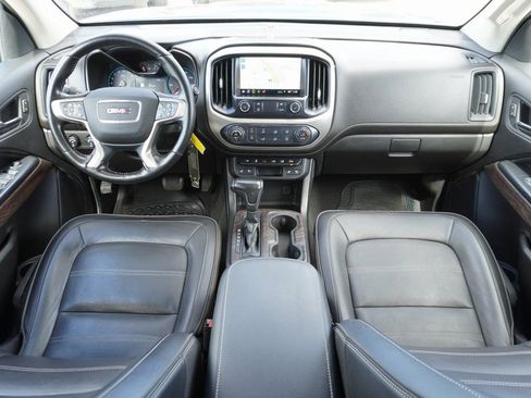 Used 2021 GMC Canyon Denali image 17