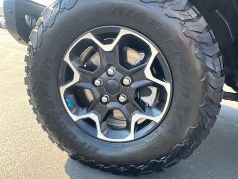 Used 2023 Jeep Wrangler Unlimited Rubicon 4xe w/ Steel Bumper Group AWD/4WD image 27