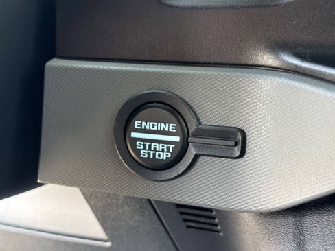 Used 2023 Ford Bronco Black Diamond AWD/4WD image 22