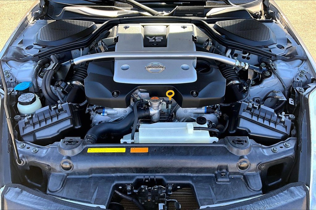 Used 2008 Nissan 350Z Grand Touring RWD image 28