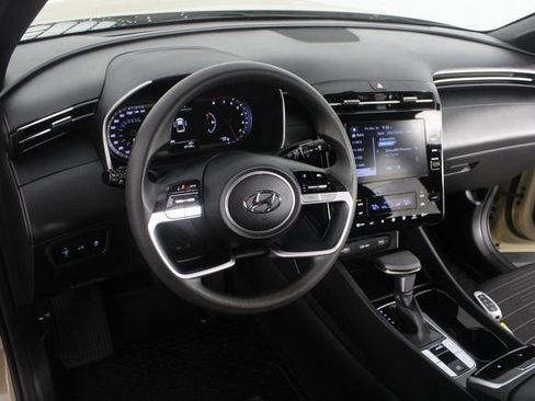 Used 2024 Hyundai Santa Cruz SEL image 9