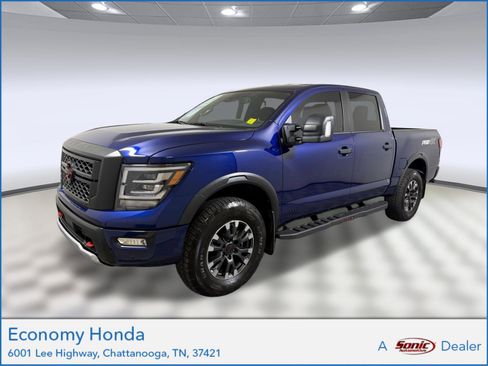 Used 2024 Nissan Titan PRO-4X w/ Pro-4x Convenience Package AWD/4WD image 1