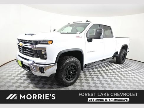Used 2026 Chevrolet Silverado 3500 LT w/ Convenience Package AWD/4WD image 1
