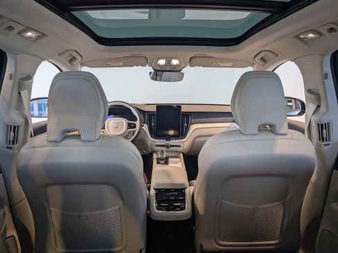 New 2026 Volvo XC60 B5 Ultra w/ Protection Package Premier image 29