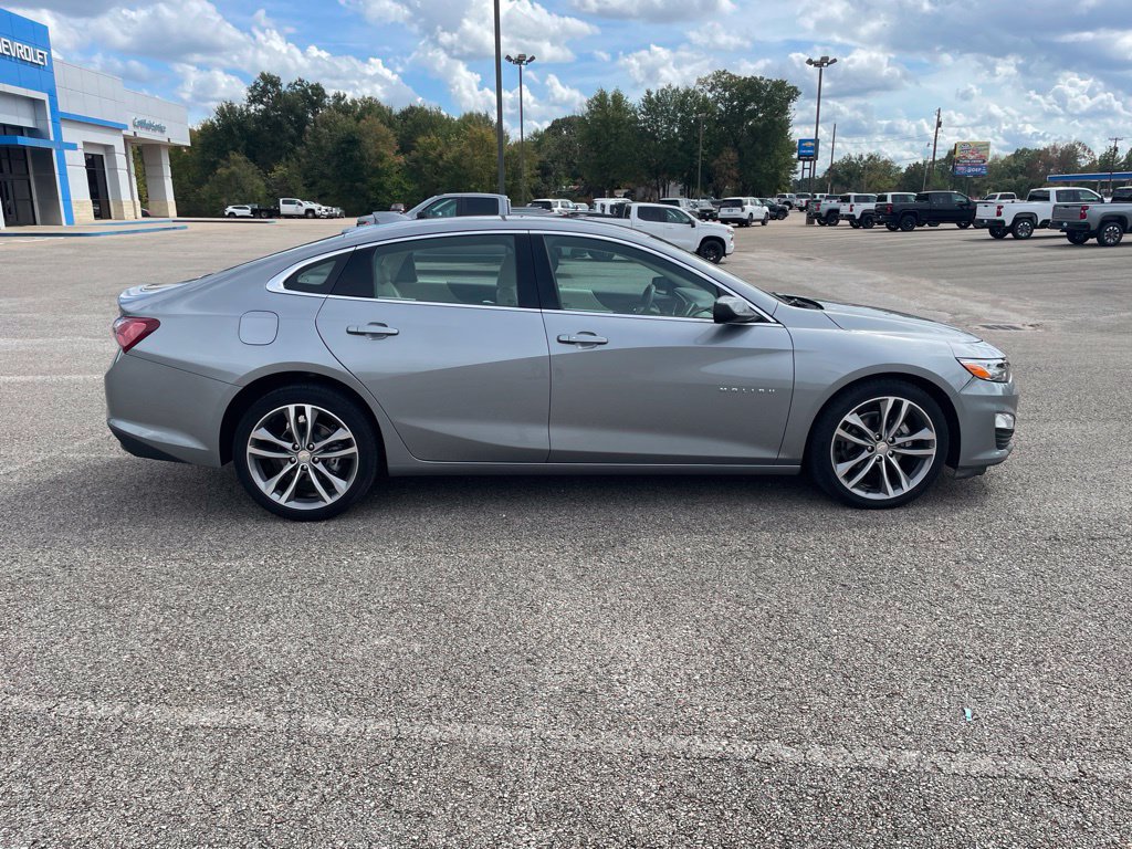 Used 2024 Chevrolet Malibu LT FWD image 7