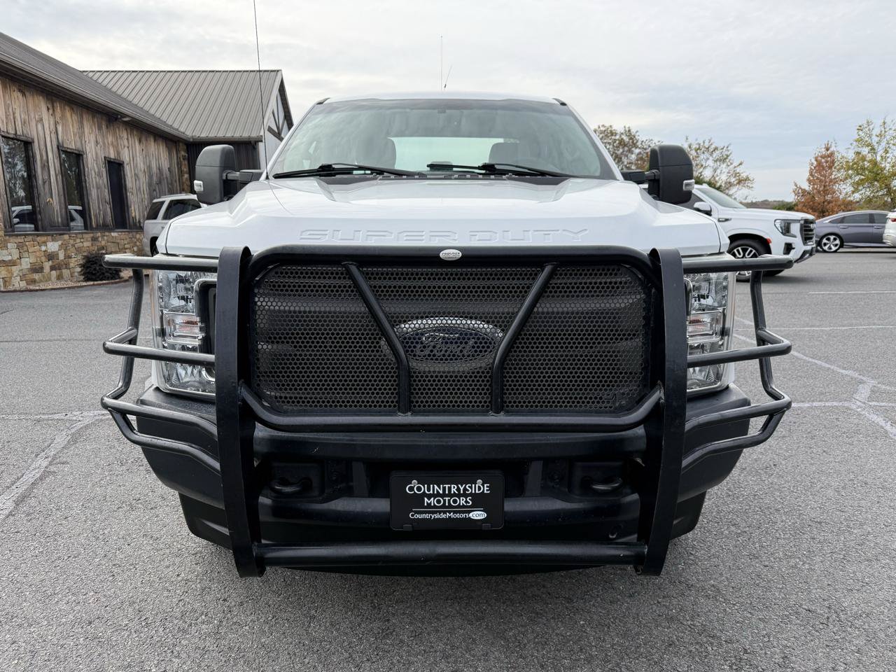 Used 2017 Ford F250 XL w/ Power Equipment Group AWD/4WD image 9