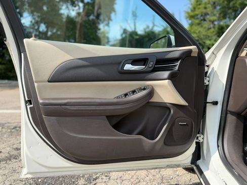 Used 2014 Chevrolet Malibu LT FWD image 15