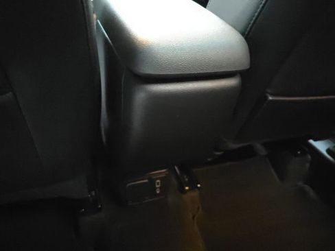 Used 2021 Chevrolet TrailBlazer LT w/ Sun and Liftgate Package image 12