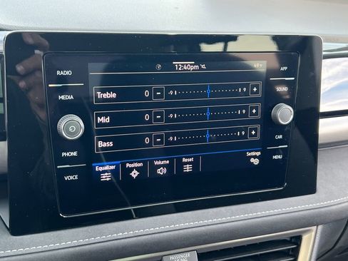 New 2026 Volkswagen Taos SE image 27