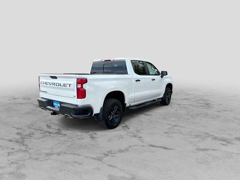 Used 2022 Chevrolet Silverado 1500 LT Trail Boss w/ Convenience Package II AWD/4WD image 7