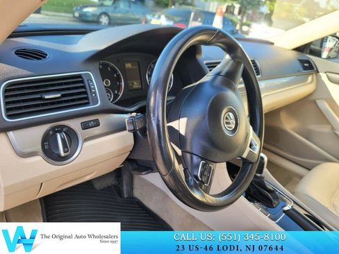 Used 2015 Volkswagen Passat 1.8T Limited Edition FWD image 10