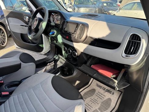 Used 2014 FIAT 500L Easy w/ Popular Equipment Group image 20