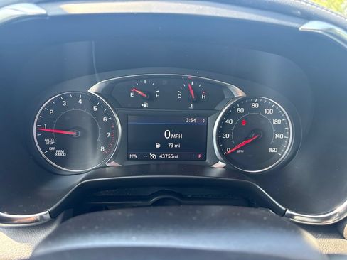 Used 2025 Chevrolet Blazer LT AWD/4WD image 10