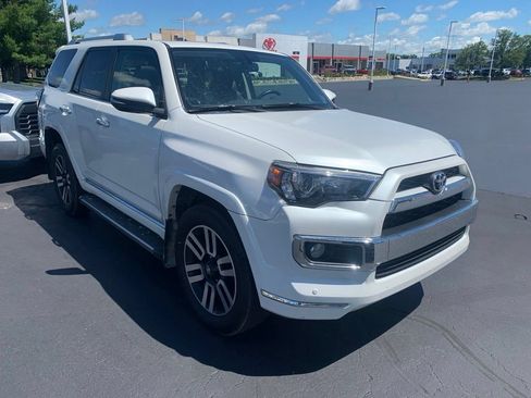 Certified 2016 Toyota 4Runner Limited AWD/4WD image 4