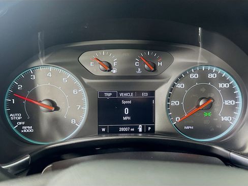 Used 2024 Chevrolet Equinox LS FWD image 24