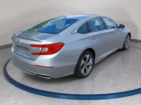 Used 2018 Honda Accord EX-L image 5