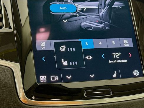 Used 2023 Volvo XC90 B6 Plus w/ Protection Package Premier image 21