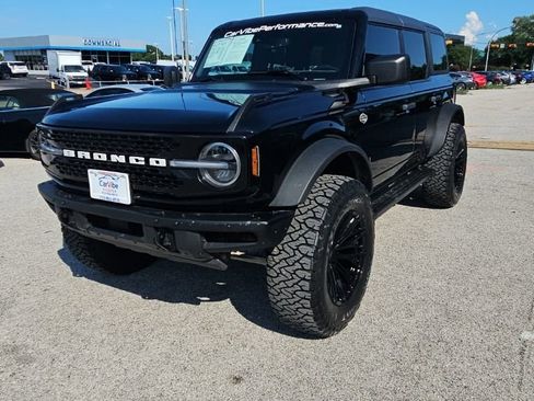 Used 2024 Ford Bronco Wildtrak AWD/4WD image 3