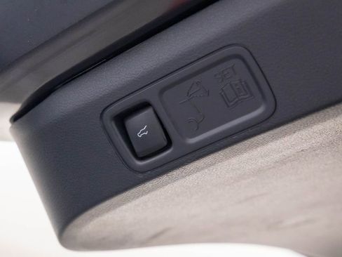 Used 2024 Ford Expedition Max Limited image 32