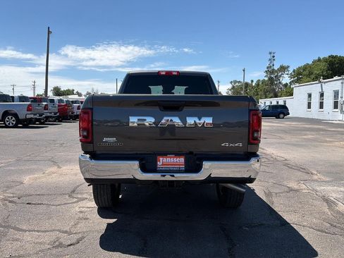 Used 2026 RAM 2500 Big Horn AWD/4WD image 3