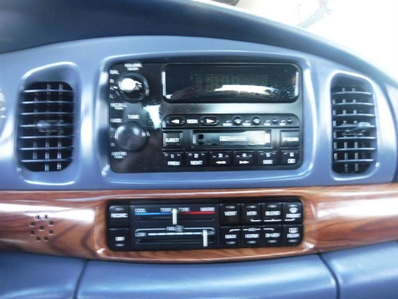 Used 2001 Buick Le Sabre Custom FWD image 34