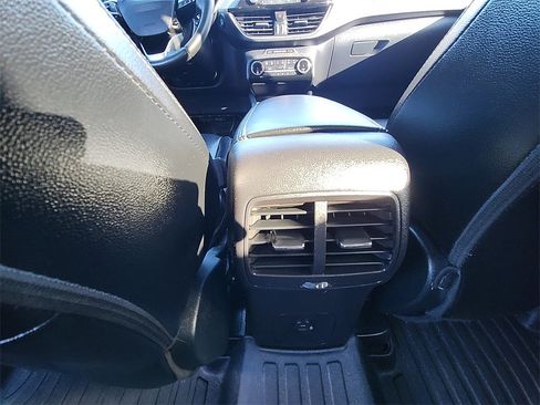 Used 2022 Ford Escape SEL image 30