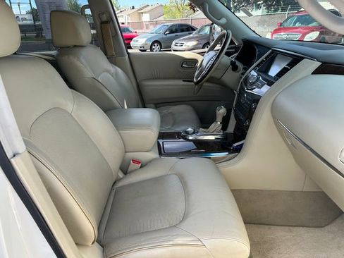 Used 2015 INFINITI QX80 4WD w/ 22" Wheel Package image 41