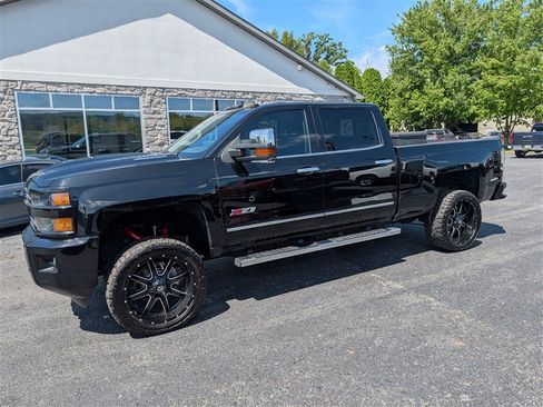 Used 2017 Chevrolet Silverado 2500 LTZ w/ Duramax Plus Package AWD/4WD image 3