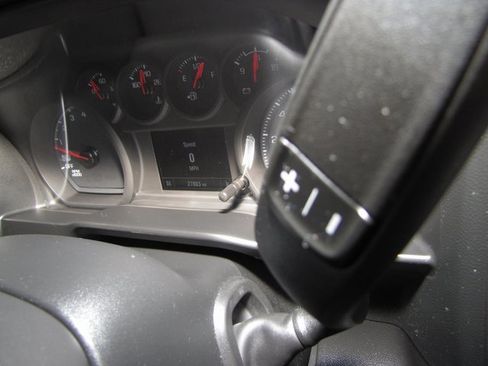 Used 2023 GMC Sierra 1500 Pro w/ Graphite Edition image 4