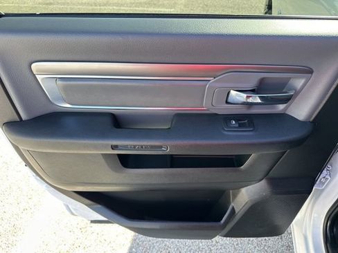 Certified 2023 RAM 1500 Classic SLT w/ Trailer & Traction Group image 37