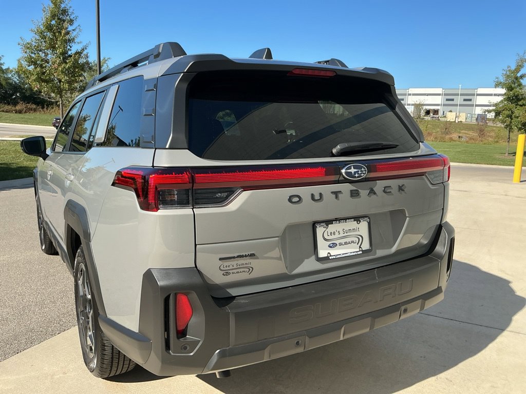 Certified 2026 Subaru Outback Touring AWD/4WD image 11