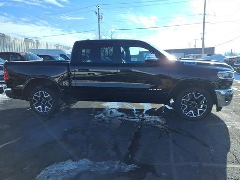 Used 2025 RAM 1500 Laramie image 2