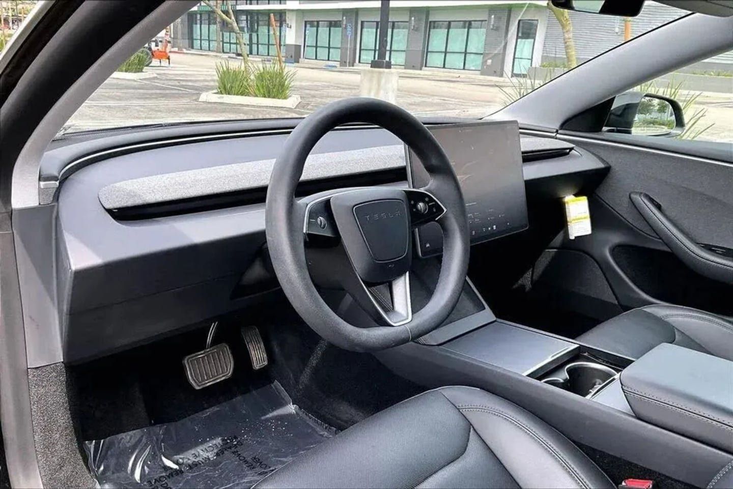 Used 2025 Tesla Model 3 Long Range RWD image 10
