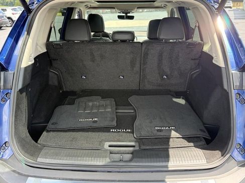 Used 2023 Nissan Rogue SL AWD/4WD image 4