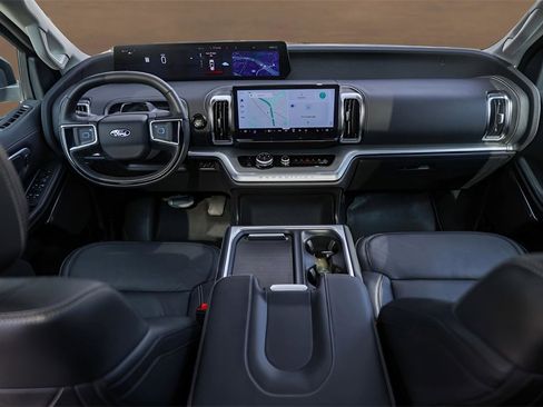 Used 2025 Ford Expedition Max Platinum w/ Driver's Package image 27