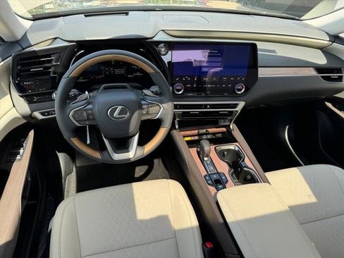 New 2026 Lexus RX 350 w/ Convenience Package AWD/4WD image 9