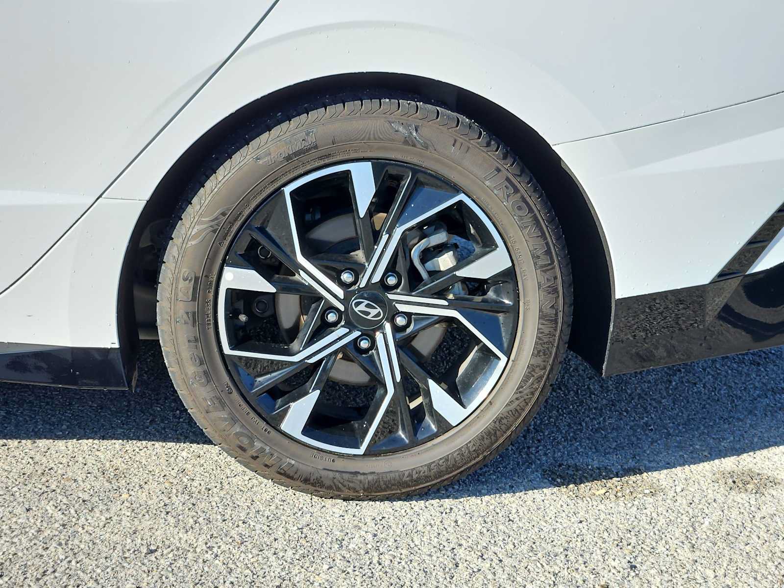Used 2025 Hyundai Sonata SEL FWD image 11