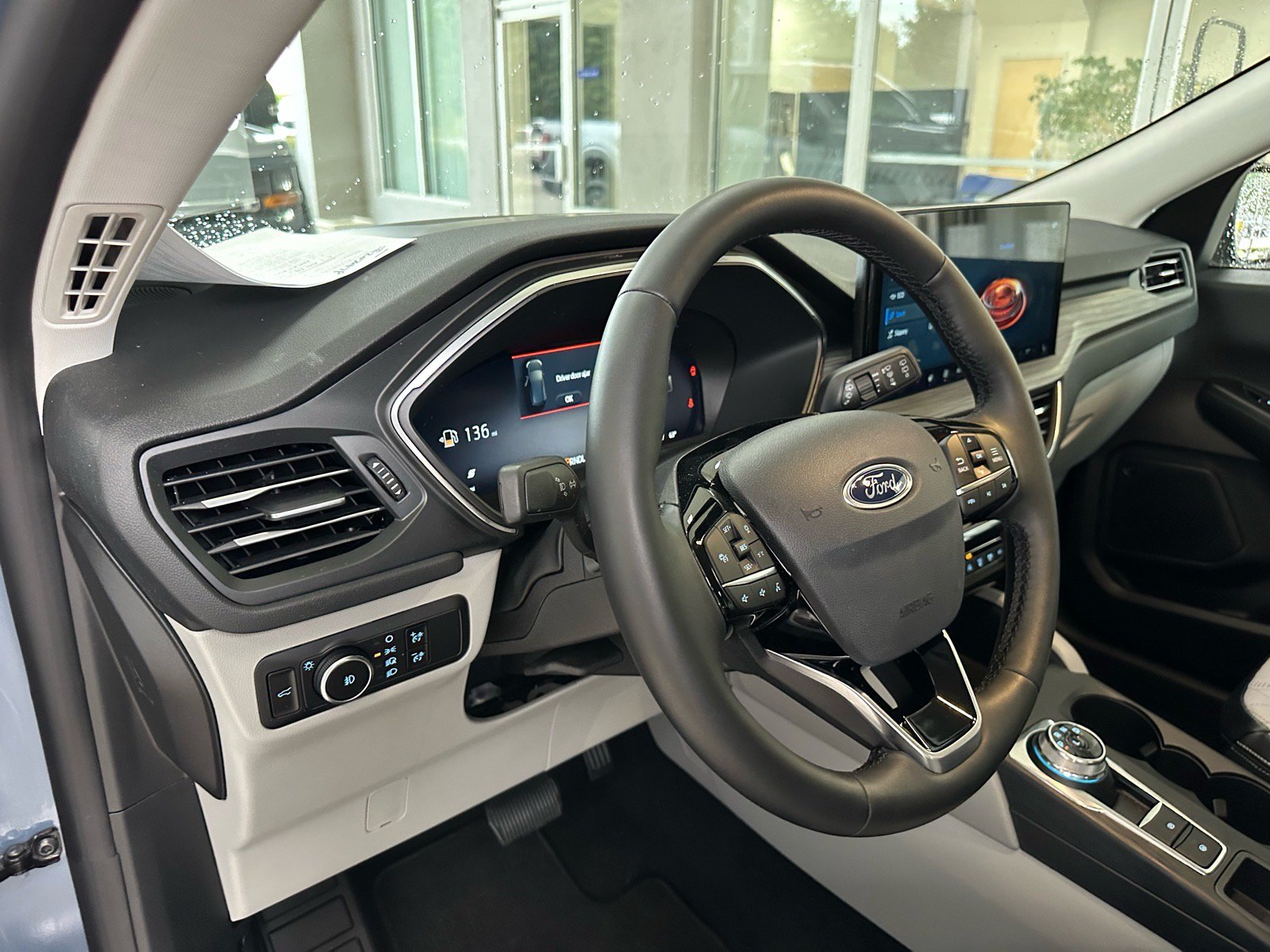 Certified 2024 Ford Escape Platinum w/ Premium Technology Package AWD/4WD image 18