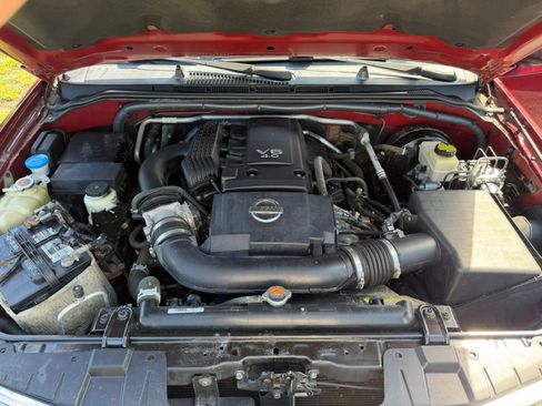 Used 2016 Nissan Frontier SV AWD/4WD image 18