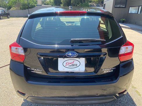 Used 2015 Subaru Impreza 2.0i Premium AWD/4WD image 4