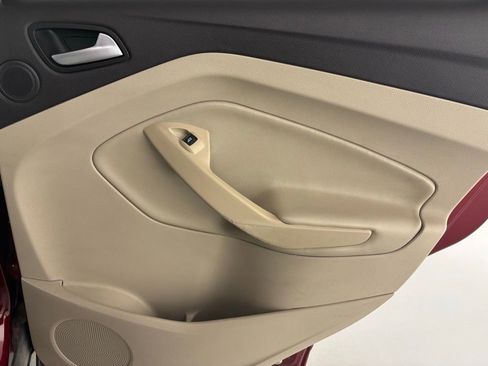 Used 2015 Ford Escape SE w/ Equipment Group 201A image 33