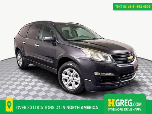 Used 2017 Chevrolet Traverse LS image 1