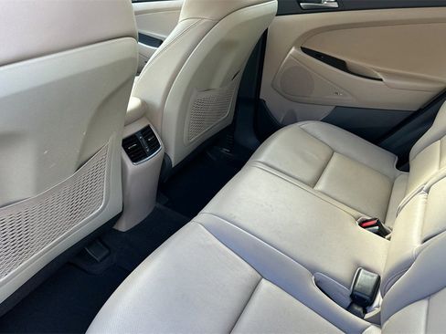 Used 2018 Hyundai Tucson SEL Plus w/ Cargo Package image 9