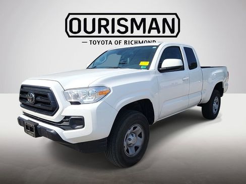 Used 2022 Toyota Tacoma SR w/ SR Convenience Package RWD image 3