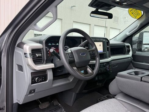 Used 2024 Ford F250 XL w/ STX Appearance Package image 5