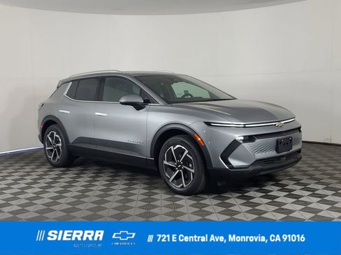 New 2026 Chevrolet Equinox EV LT image 1