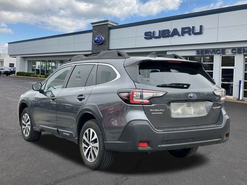 Certified 2025 Subaru Outback Premium image 5