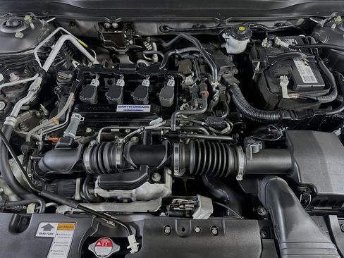 Used 2020 Honda Accord LX image 30