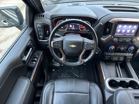 Used 2022 Chevrolet Silverado 1500 High Country image 15